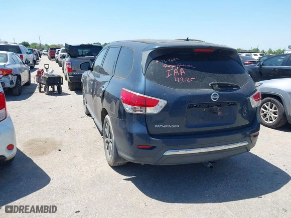 2014 Nissan Pathfinder SV with VIN 5N1AR2MN9EC734889, listed as a IAAI auction lot 41979235 with 140,886 mi miles. Bid and sale history available at carsss.com. Image 3.