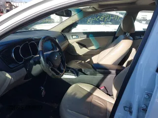 2013 Kia Optima EX with VIN 5XXGN4A70DG228426, listed as a IAAI auction lot 41498343 with 146,592 mi miles. Bid and sale history available at carsss.com. Image 5.
