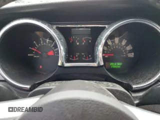 2008 Ford Mustang Deluxe with VIN 1ZVHT80N185182565, listed as a Copart auction lot 61276625 with 172,421 mi miles and Salvage title. Bid and sale history available at DreamBid. Image 9.