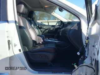 2017 Infiniti QX60 with VIN 5N1DL0MM3HC552510, listed as a IAAI auction lot 41744683 with 94,870 mi miles and . Bid and sale history available at DreamBid. Image 5.