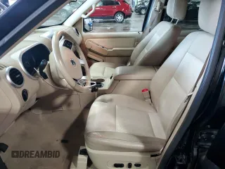 2006 Mercury Mountaineer Premier z VIN 4M2EU48816UJ26326, wystawiony jako Copart lot #68951024 z przebiegiem 151 597 mil mil oraz Nie do naprawy • Non repairable. Historia ofert i sprzedaży dostępna na DreamBid. Obrazek 7.