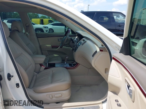 2007 Hyundai Azera SE z VIN KMHFC46F07A176082, wystawiony jako IAAI lot #42163164 z przebiegiem 146 021 mil mil oraz . Historia ofert i sprzedaży dostępna na DreamBid. Obrazek 5.
