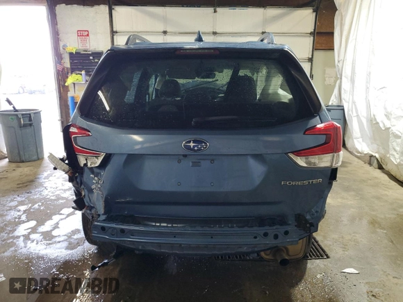 2019 Subaru Forester Premium z VIN JF2SKAEC6KH524156, wystawiony jako Copart lot #62279625 z przebiegiem Nie podano mil oraz Szkoda całkowita • Salvage title. Historia ofert i sprzedaży dostępna na DreamBid. Obrazek 6.