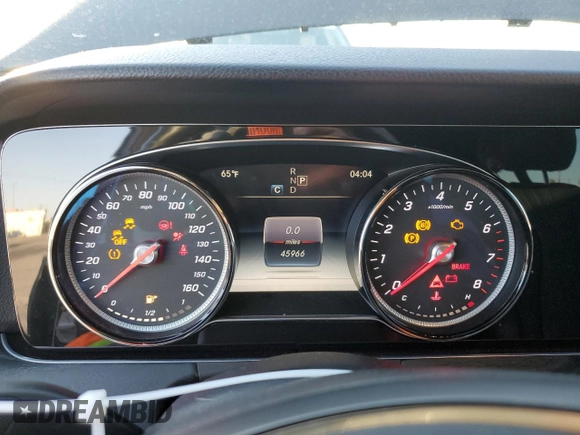 2018 Mercedes-Benz E-Class E 300 with VIN WDDZF4JB2JA351135, listed as a Copart auction lot 38379253 with 45,966 mi miles. Bid and sale history available at carsss.com. Image 9.