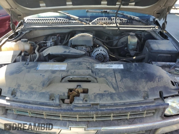 2000 Chevrolet Silverado 1500 LS with VIN 2GCEC19T0Y1101958, listed as a Copart auction lot 75358404 with Not Provided miles and Clean Title. Bid and sale history available at carsss.com. Image 11.