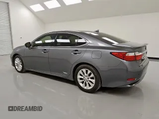 2013 Lexus ES 300h with VIN JTHBW1GG9D2028727, listed as a Copart auction lot 60528025 with 313,614 mi miles and Clean title. Bid and sale history available at DreamBid. Image 2.