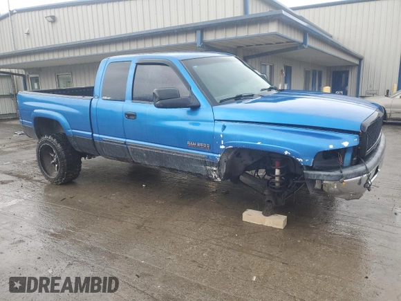 2001 Dodge 2500 with VIN 1B7KF23711J573917, listed as a Copart auction lot 51144335 with 257,686 mi miles and Salvage Title. Bid and sale history available at carsss.com. Image 4.