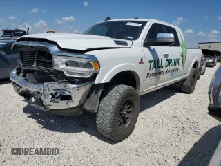 2019 Ram 2500 Laramie z VIN 3C6UR5NL2KG593602, wystawiony jako Copart lot #50212095 z przebiegiem 123 811 mil mil oraz Szkody całkowita. Historia ofert i sprzedaży dostępna na DreamBid. Obrazek 1.