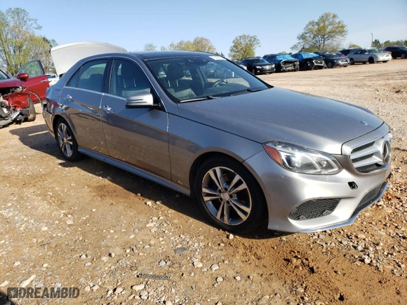 2014 Mercedes-Benz E-Class E 250 BlueTEC Luxury with VIN WDDHF9HB7EA941819, listed as a Copart auction lot 51403925 with 378,730 mi miles and Salvage Title. Bid and sale history available at carsss.com. Image 4.