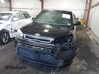2015 Kia Soul + with VIN KNDJP3A54F7230152, listed as a IAAI auction lot 41805581 with 136,491 mi miles. Bid and sale history available at carsss.com. Image 6.