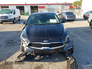 2019 Kia Forte LXS z VIN 3KPF24AD2KE045187, wystawiony jako IAAI lot #42040415 z przebiegiem 55 680 mil mil oraz . Historia ofert i sprzedaży dostępna na DreamBid. Obrazek 6.