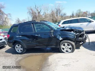 2010 Subaru Forester 2.5X Premium with VIN JF2SH6CC1AH795283, listed as a IAAI auction lot 41933823 with 170,902 mi miles. Bid and sale history available at carsss.com. Image 14.