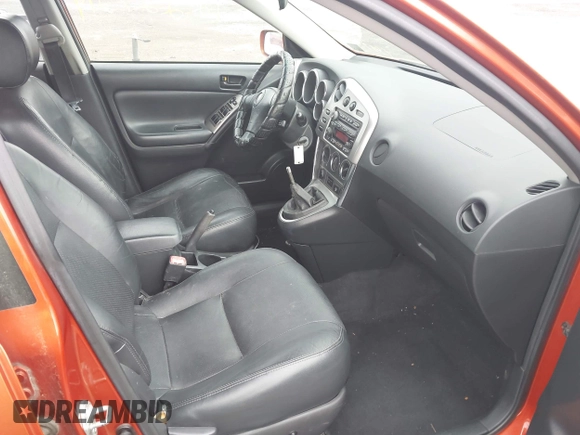 2005 Pontiac Vibe z VIN 5Y2SL66865Z436726, wystawiony jako IAAI lot #42227219 z przebiegiem 266 939 mil mil oraz . Historia ofert i sprzedaży dostępna na DreamBid. Obrazek 5.