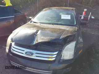 2007 Ford Fusion SE with VIN 3FAHP07177R224220, listed as a IAAI auction lot 41806182 with 295,244 mi miles. Bid and sale history available at carsss.com. Image 6.