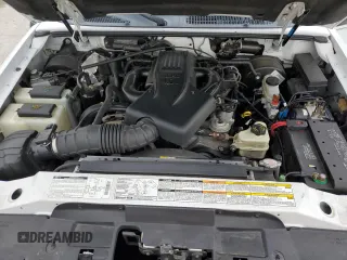 2001 Ford Explorer XLT with VIN 1FMZU73E71ZA07810, listed as a Copart auction lot 55428155 with 158,373 mi miles and Salvage title. Bid and sale history available at DreamBid. Image 12.