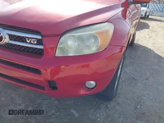 2007 Toyota RAV4 Limited with VIN JTMBK31V176018450, listed as a IAAI auction lot 41811887 with 171,059 mi miles. Bid and sale history available at carsss.com. Image 16.