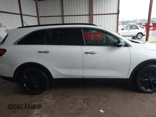 2019 Kia Sorento LX z VIN 5XYPG4A57KG609790, wystawiony jako IAAI lot #42199013 z przebiegiem 83 091 mil mil oraz . Historia ofert i sprzedaży dostępna na DreamBid. Obrazek 13.