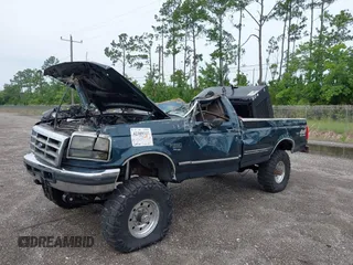 1996 Ford F-250 with VIN 2FTHF26F3TCA56018, listed as a IAAI auction lot 42309337 with Not provided miles and . Bid and sale history available at DreamBid. Image 6.