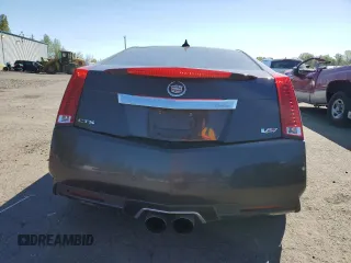 2014 Cadillac CTS-V z VIN 1G6DV1EP5E0113032, wystawiony jako Copart lot #53575285 z przebiegiem 127 456 mil mil oraz Szkoda całkowita • Salvage title. Historia ofert i sprzedaży dostępna na DreamBid. Obrazek 6.
