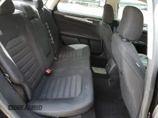 2020 Ford Fusion SE z VIN 3FA6P0LUXLR254247, wystawiony jako Copart lot #60658095 z przebiegiem 76 413 mil mil oraz Szkoda całkowita • Salvage title. Historia ofert i sprzedaży dostępna na DreamBid. Obrazek 10.