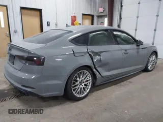 2019 Audi S5 Sportback Prestige z VIN WAUC4CF58KA022425, wystawiony jako IAAI lot #41691161 z przebiegiem 95 997 mil mil oraz . Historia ofert i sprzedaży dostępna na DreamBid. Obrazek 4.