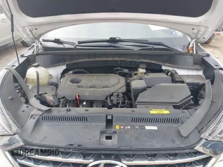 2019 Hyundai Tucson Ultimate with VIN KM8J3CALXKU016834, listed as a IAAI auction lot 40970606 with 104,208 mi miles. Bid and sale history available at carsss.com. Image 10.