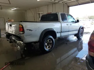 2000 Toyota Tundra SR5 with VIN 5TBBT4419YS049998, listed as a Copart auction lot 48729415 with 427,311 mi miles and Salvage Title. Bid and sale history available at DreamBid. Image 3.