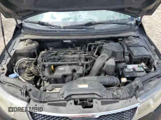 2010 Kia Forte EX z VIN KNAFU4A21A5296203, wystawiony jako Copart lot #57254345 z przebiegiem Nie podano mil oraz Tytuł czysty. Historia ofert i sprzedaży dostępna na DreamBid. Obrazek 11.