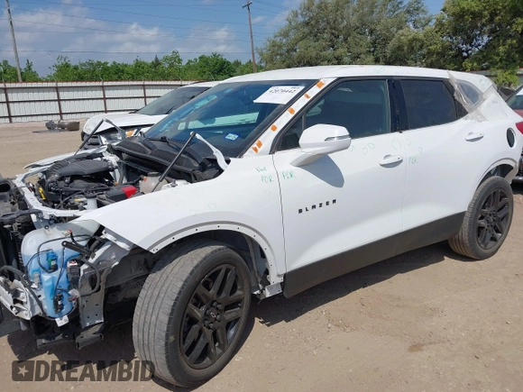 2021 Chevrolet Blazer LT z VIN 3GNKBCRS6MS526776, wystawiony jako IAAI lot #42070442 z przebiegiem 23 187 mil mil oraz . Historia ofert i sprzedaży dostępna na DreamBid. Obrazek 18.