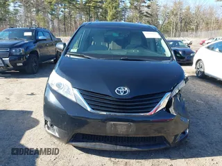 2015 Toyota Sienna LE AAS with VIN 5TDKK3DCXFS594370, listed as a IAAI auction lot 41910126 with 131,638 mi miles. Bid and sale history available at carsss.com. Image 12.