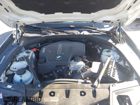 2013 BMW 5 Series 528i with VIN WBAXG5C53DD232909, listed as a IAAI auction lot 41620696 with 181,375 mi miles and . Bid and sale history available at carsss.com. Image 10.