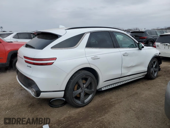 2024 Genesis GV70 Sport z VIN 5NMMCDTC9RH013882, wystawiony jako Copart lot #44504955 z przebiegiem 3 807 mil mil oraz Szkoda całkowita • Salvage title. Historia ofert i sprzedaży dostępna na DreamBid. Obrazek 3.