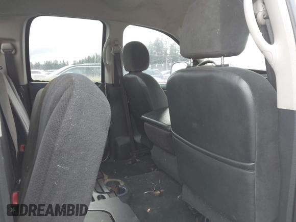 2002 Dodge 1500 with VIN 1D7HU18Z82J131275, listed as a IAAI auction lot 41720370 with 145,235 mi miles and . Bid and sale history available at DreamBid. Image 8.