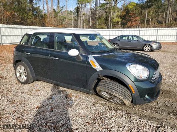 2013 MINI Cooper Countryman with VIN WMWZB3C59DWM07017, listed as a Copart auction lot 85222554 with 100,905 mi miles and Salvage Title. Bid and sale history available at carsss.com. Image 4.