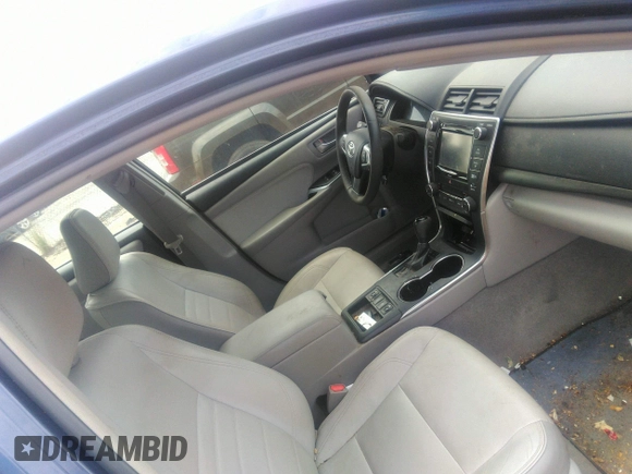 2017 Toyota Camry Hybrid LE with VIN 4T1BD1FK8HU229215, listed as a IAAI auction lot 40089195 with 67,749 mi miles. Bid and sale history available at carsss.com. Image 5.