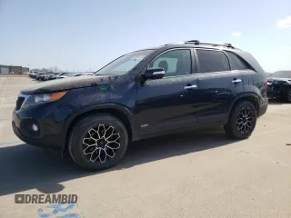 2012 Kia Sorento LX z VIN 5XYKTDA21CG246464, wystawiony jako Copart lot #49914375 z przebiegiem 206 232 mil mil oraz Czysty tytuł • Clean title. Historia ofert i sprzedaży dostępna na DreamBid. Obrazek 1.