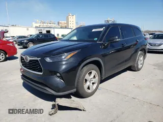 2022 Toyota Highlander LE z VIN 5TDZZRAH4NS553356, wystawiony jako Copart lot #45994865 z przebiegiem 32 790 mil mil oraz Szkoda całkowita • Salvage title. Historia ofert i sprzedaży dostępna na DreamBid. Obrazek 1.