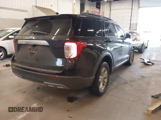 2020 Ford Explorer XLT z VIN 1FMSK8DH1LGA28432, wystawiony jako IAAI lot #41980349 z przebiegiem 40 031 mil mil oraz . Historia ofert i sprzedaży dostępna na DreamBid. Obrazek 4.