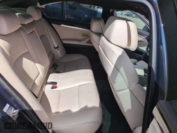 2012 BMW 5 Series 535i z VIN WBAFR7C59CC808900, wystawiony jako Copart lot #49068225 z przebiegiem 106 519 mil mil oraz Szkoda całkowita • Salvage title. Historia ofert i sprzedaży dostępna na DreamBid. Obrazek 10.