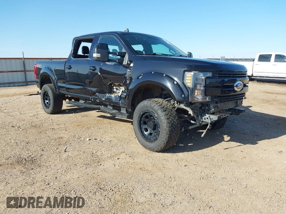 2019 Ford F-250 XL z VIN 1FT7W2BT2KEF39077, wystawiony jako IAAI lot #41921583 z przebiegiem 197 987 mil mil oraz . Historia ofert i sprzedaży dostępna na DreamBid. Obrazek 1.
