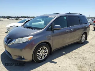 2017 Toyota Sienna XLE Auto Access Seat с VIN 5TDYZ3DC1HS838612, выставлен на аукционе Copart как лот 61286525 с пробегом 269 050 миль миль и Чистый • Clean title. История ставок и продаж доступна на DreamBid. Изображение 1.