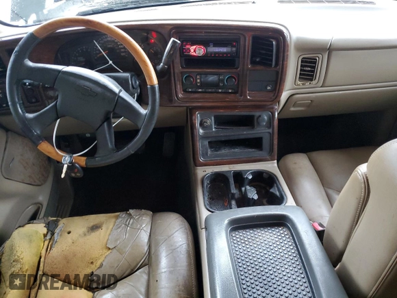 2004 Chevrolet Avalanche z VIN 3GNEC12T74G282169, wystawiony jako Copart lot #47552305 z przebiegiem 331 749 mil mil oraz Szkoda całkowita • Salvage title. Historia ofert i sprzedaży dostępna na DreamBid. Obrazek 8.