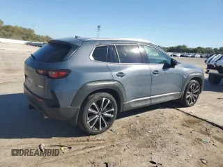 2024 Mazda CX-50 S Premium Plus z VIN 7MMVABEM3RN213213, wystawiony jako Copart lot #73853554 z przebiegiem 7 274 mil mil oraz Szkoda całkowita • Salvage title. Historia ofert i sprzedaży dostępna na DreamBid. Obrazek 3.