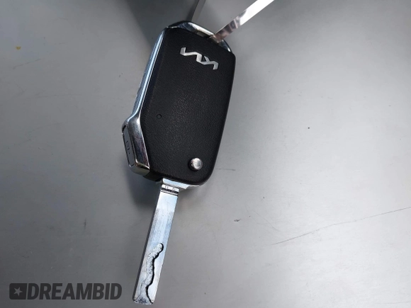 2024 Kia Forte LXS z VIN 3KPF24AD3RE819344, wystawiony jako IAAI lot #42247582 z przebiegiem 5 678 mil mil oraz . Historia ofert i sprzedaży dostępna na DreamBid. Obrazek 11.