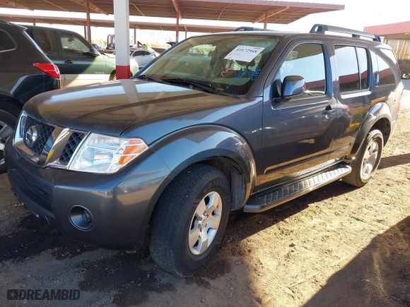 2012 Nissan Pathfinder SV with VIN 5N1AR1NN2CC626622, listed as a IAAI auction lot 41672948 with 135,751 mi miles. Bid and sale history available at carsss.com. Image 2.