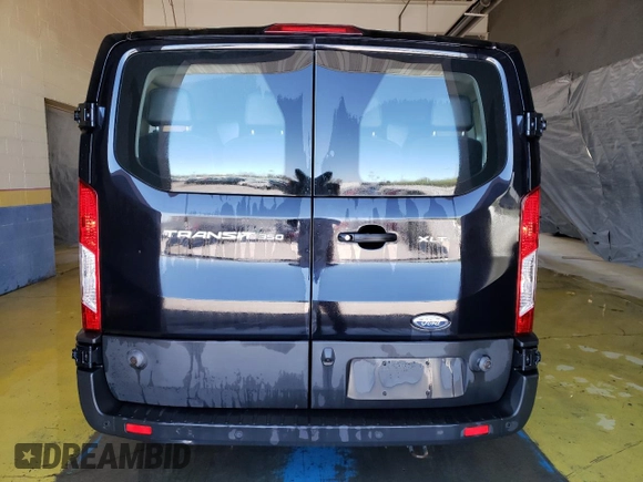2020 Ford Transit Passenger XL with VIN 1FBAX2Y82LKA22651, listed as a Copart auction lot 52581575 with 33,895 mi miles and Clean title. Bid and sale history available at DreamBid. Image 6.