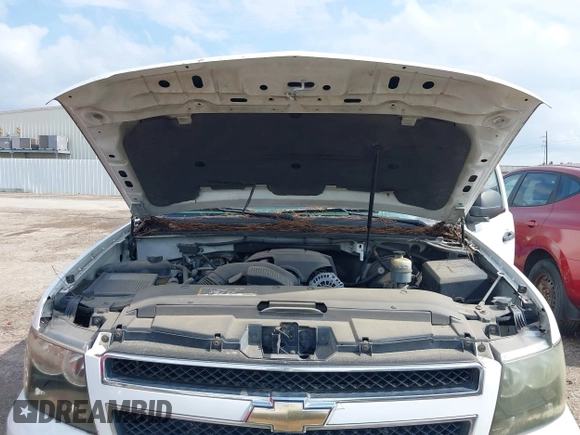 2009 Chevrolet Avalanche 1LT with VIN 3GNEC12079G239075, listed as a IAAI auction lot 42427400 with 227,766 mi miles and . Bid and sale history available at DreamBid. Image 10.