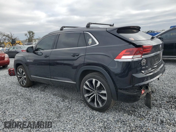 2021 Volkswagen Atlas SEL Premium R-Line with VIN 1V2FE2CA5MC224413, listed as a Copart auction lot 87508645 with 39,186 mi miles and Salvage title. Bid and sale history available at DreamBid. Image 2.