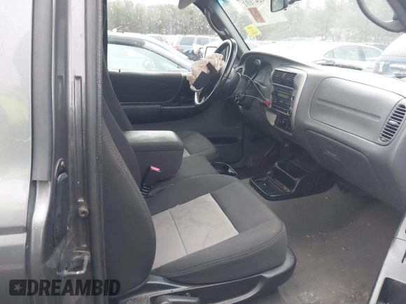 2009 Ford Ranger XLT with VIN 1FTYR44E19PA39643, listed as a IAAI auction lot 41247691 with 262,758 mi miles. Bid and sale history available at carsss.com. Image 5.