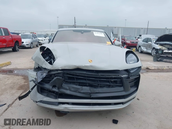2022 Porsche Macan Turbo z VIN WP1AF2A53NLB31162, wystawiony jako IAAI lot #41902026 z przebiegiem 24 714 mil mil oraz . Historia ofert i sprzedaży dostępna na DreamBid. Obrazek 13.
